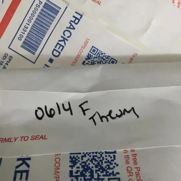 Theory Women’s Wool Blend Plaid Pants Size 10 - Picture 6 of 6